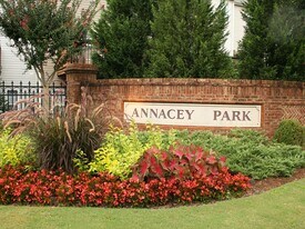 Building Photo - 307 Savoy Ct