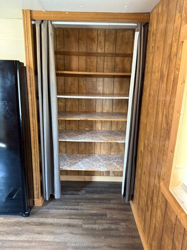 Building Photo - 3 Bed 2 Bath Updated Mobile Home with Fenced Yard and Storage Shed