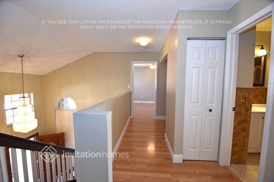 Building Photo - 12680 NW 9th Way