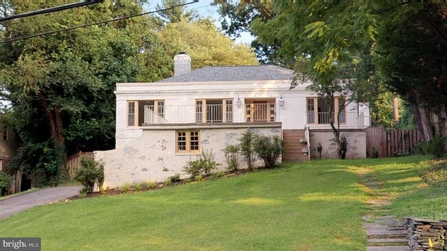 Primary Photo - 4740 34th St N