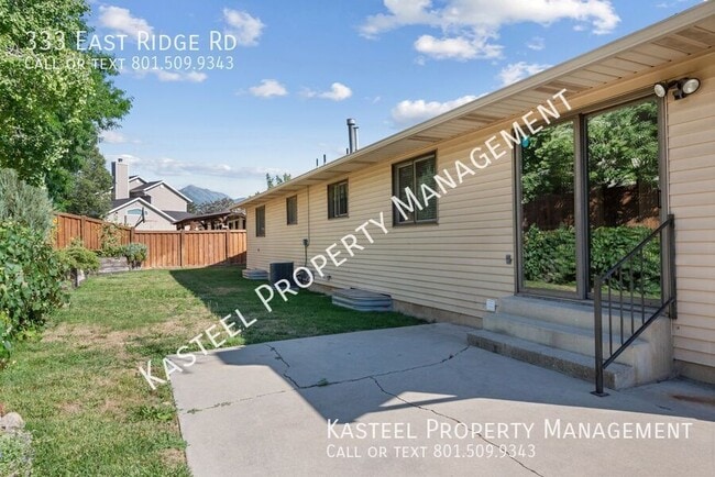Building Photo - 333 E Ridge Rd