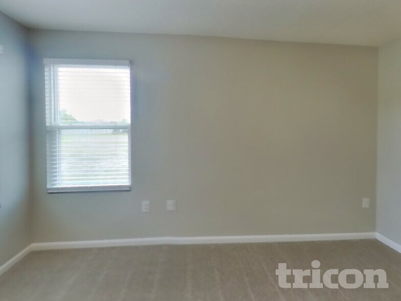 Building Photo - 2858 Buck Creek Pl