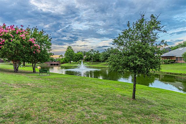 Building Photo - 10601 Robincreek Ln