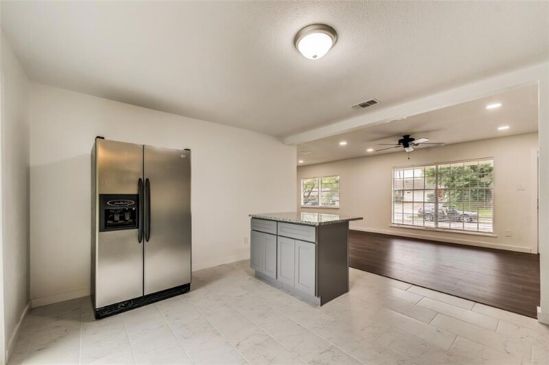 Building Photo - 1110 Wycliff Dr