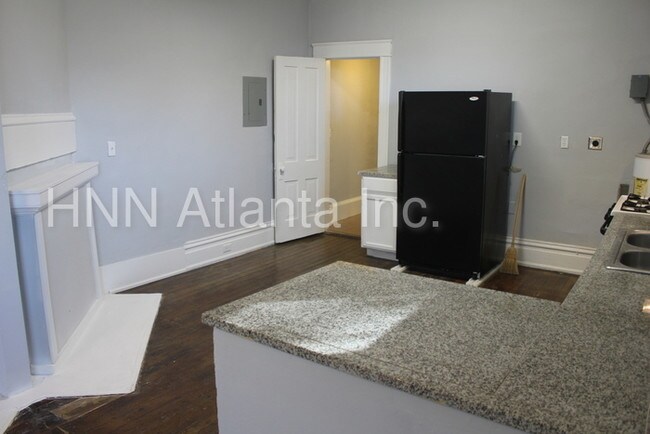 Building Photo - 1524 Murphy Ave SW