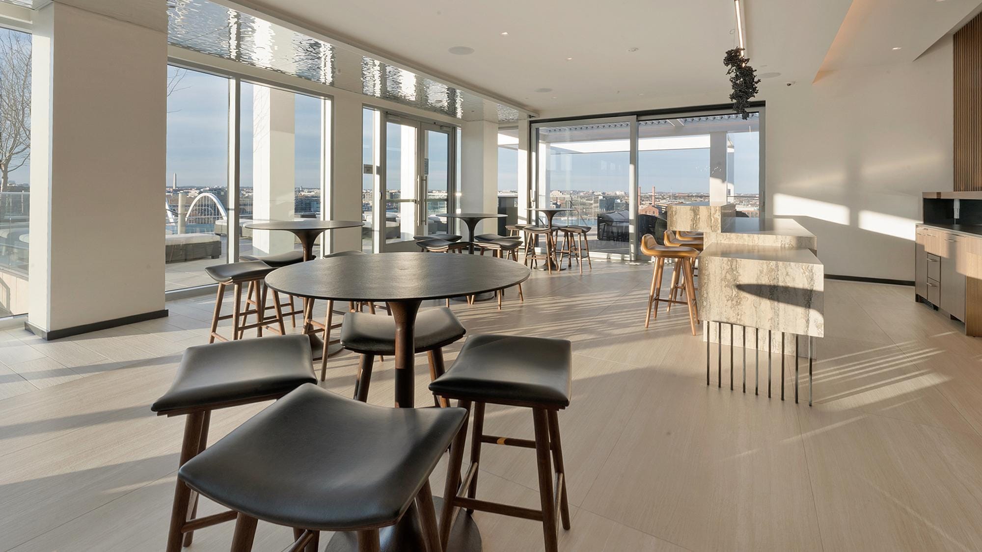 Building Photo - 632 Howard Rd SE