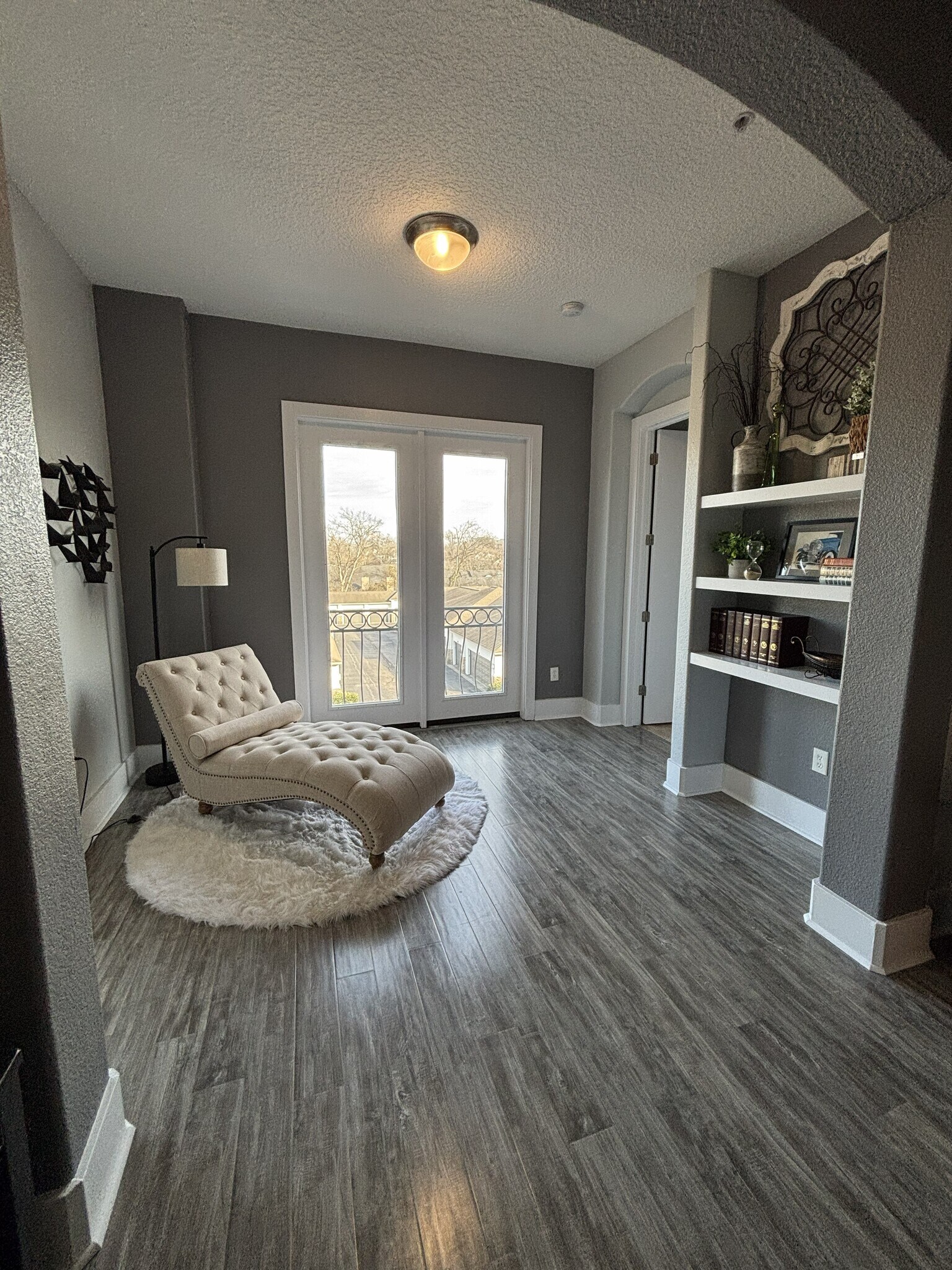 Building Photo - 2600 Hillsboro Pike