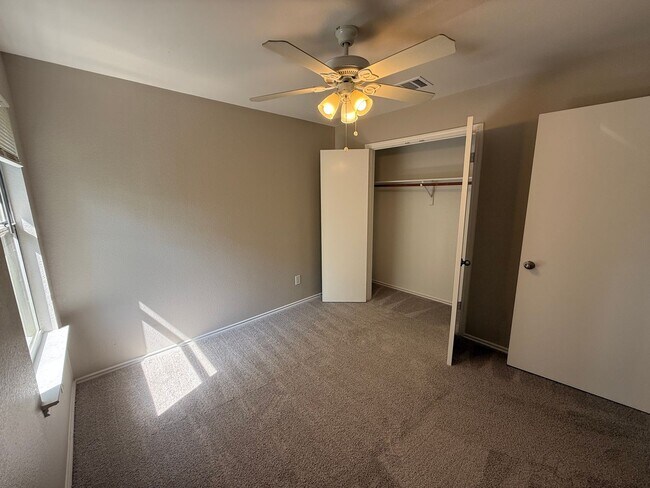 Building Photo - 8508 Apple Carrie Cove
