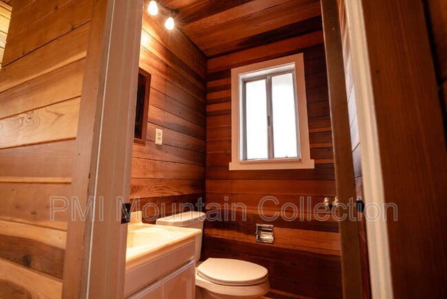 Building Photo - 536 S 100 W