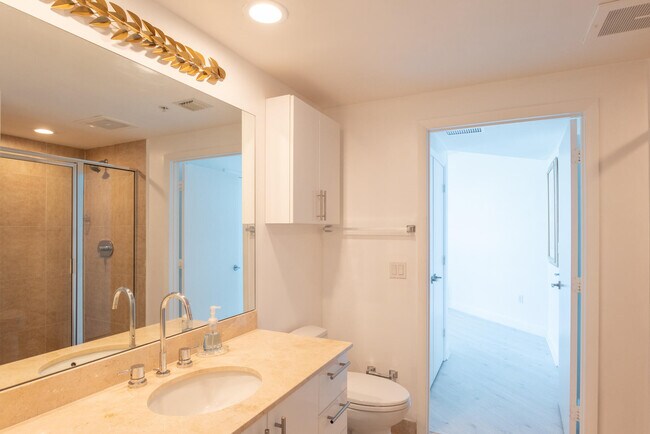 Building Photo - 550 Okeechobee Blvd