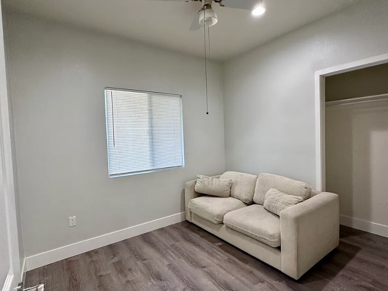 Building Photo - 9443 Lotus Dr