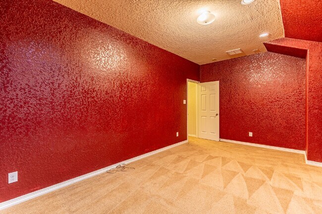 Building Photo - 14010 Bella Donna