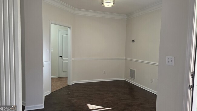 Building Photo - 21 Wellington Mnr Dr