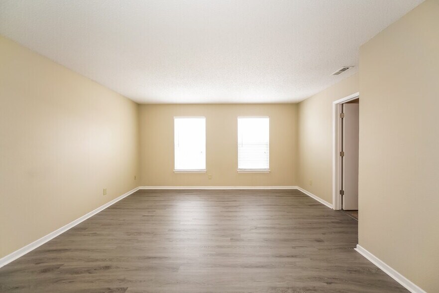 Building Photo - 9033 Southernwood Way