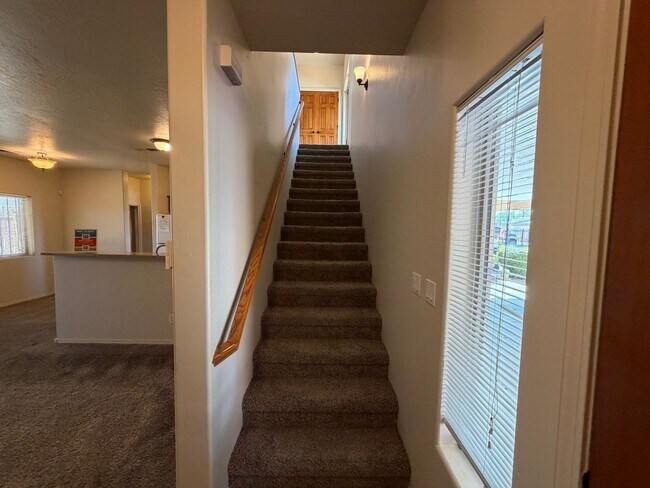 Building Photo - 605 Benicia Ln