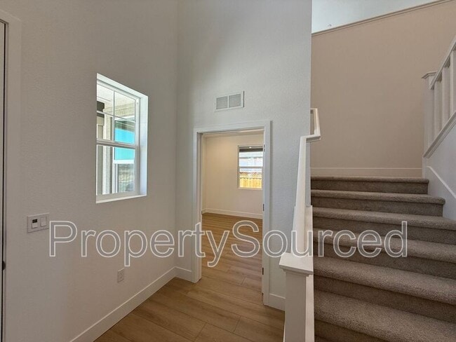 Building Photo - 1336 Martorella Ave