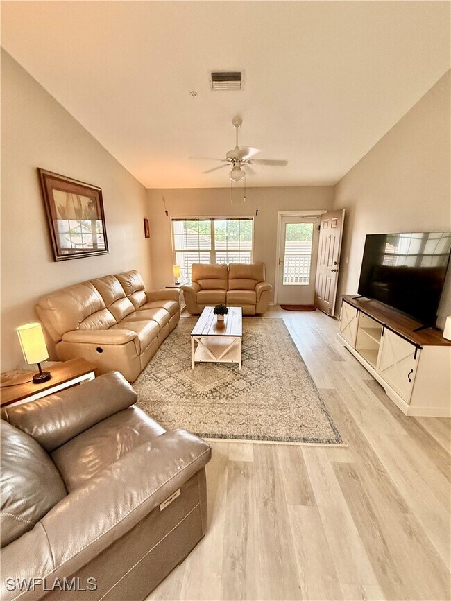 Building Photo - 28740 Diamond Dr