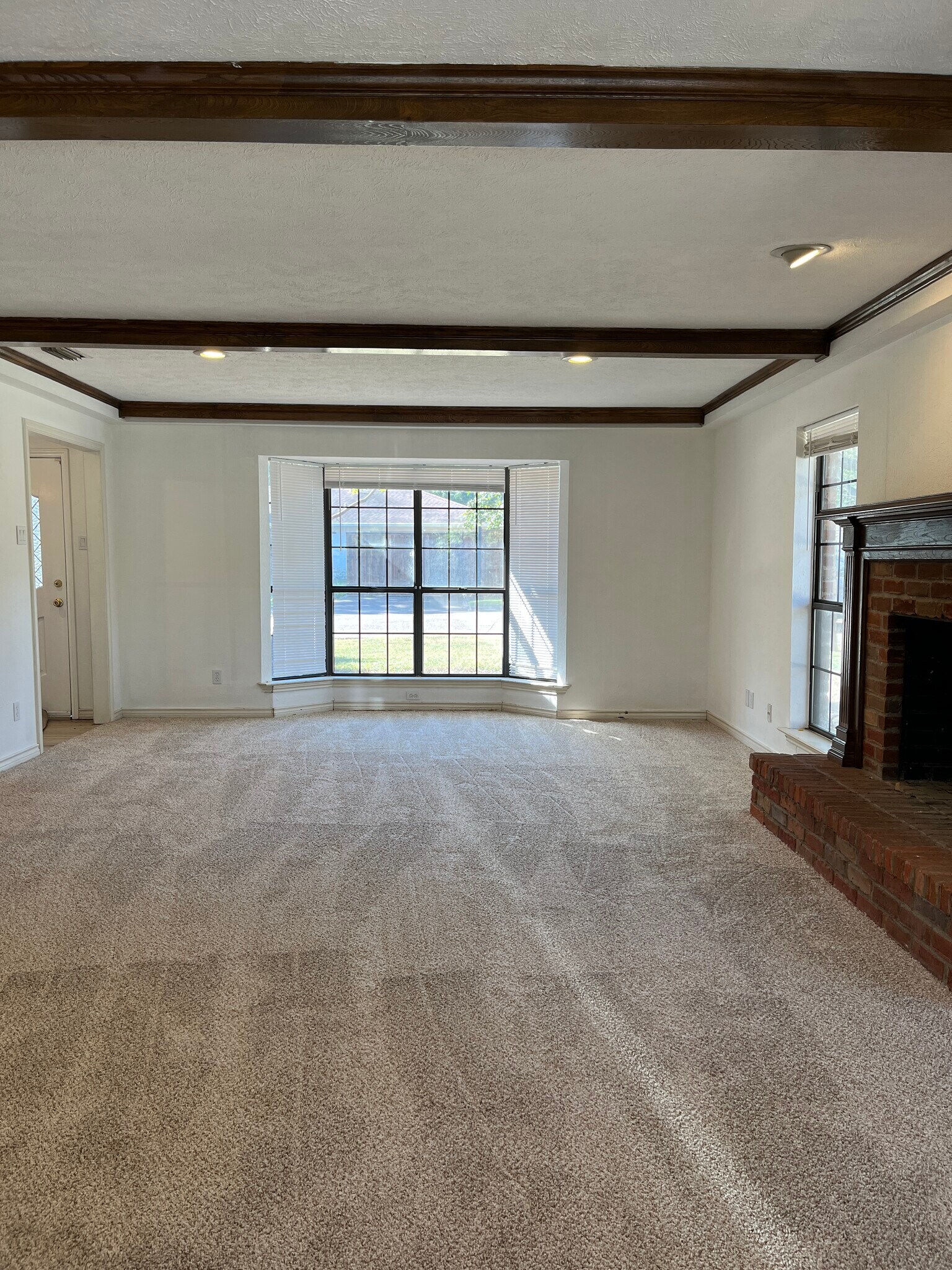Building Photo - 6928 Walling Ln