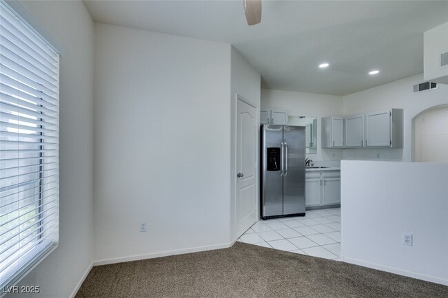 Building Photo - 5525 W Flamingo Rd