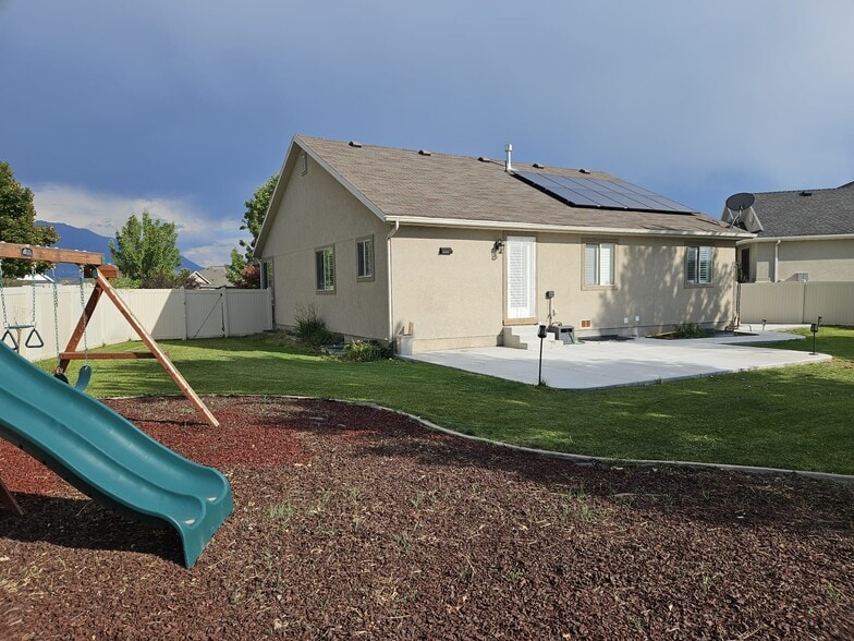 Building Photo - 1879 W Colony Pointe Dr