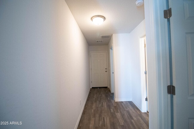 Building Photo - 1675 E Judi St