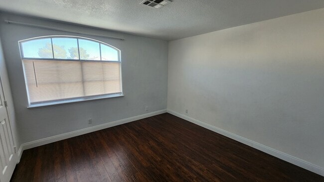 Building Photo - Stunning & REMODELED! 2-Story, 3Bedroom an...