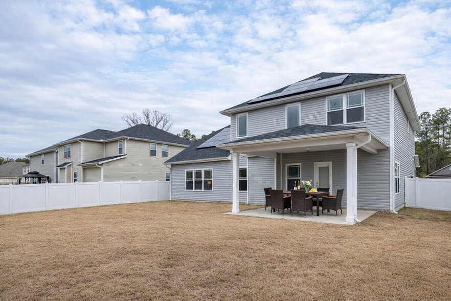 Building Photo - 182 Hillmont Dr