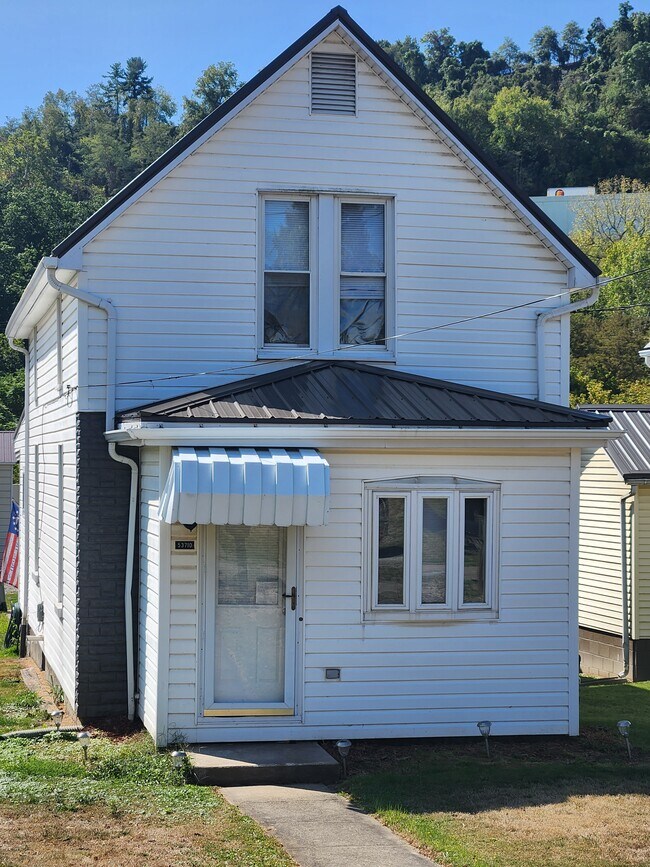 Building Photo - 53710 Quimby Ave