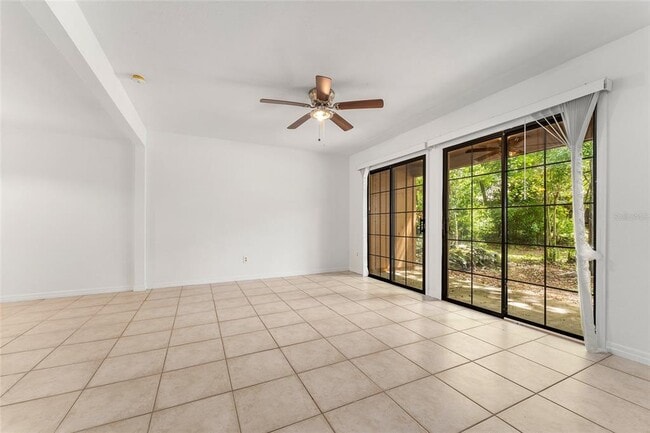 Building Photo - 917 SW 56th Terrace