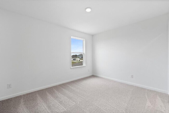 Building Photo - 322 Low Pasture Trl