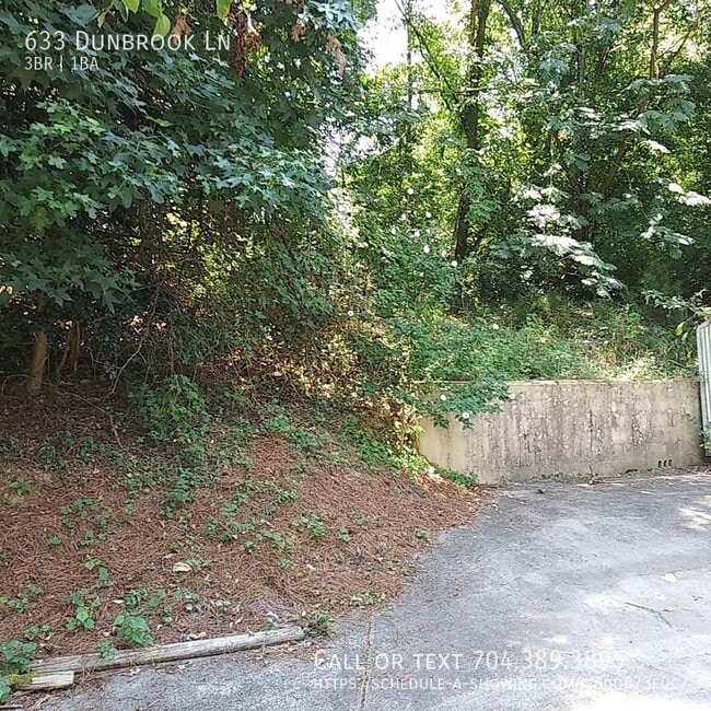 Building Photo - 633 Dunbrook Ln