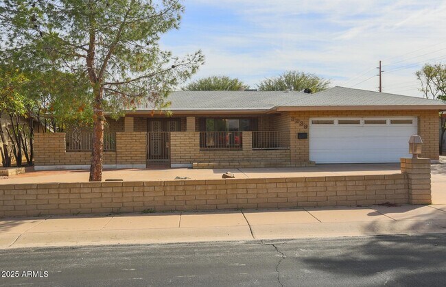 Primary Photo - 3239 S Lebanon Ln
