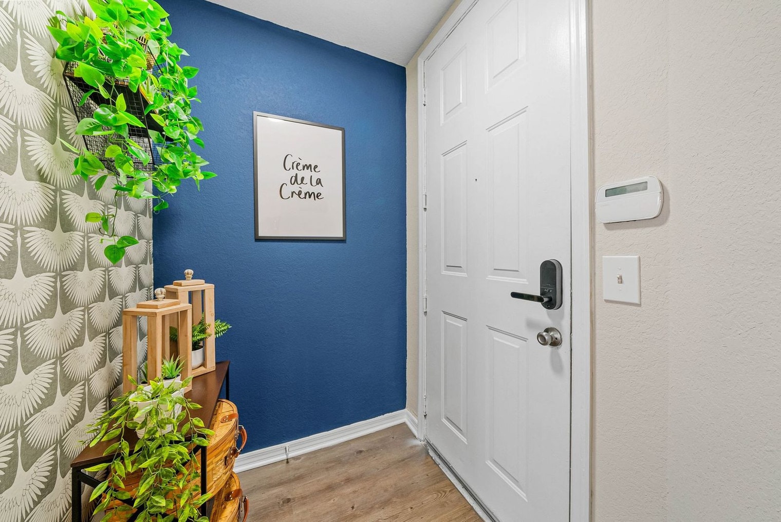 Building Photo - 10142 Montague St