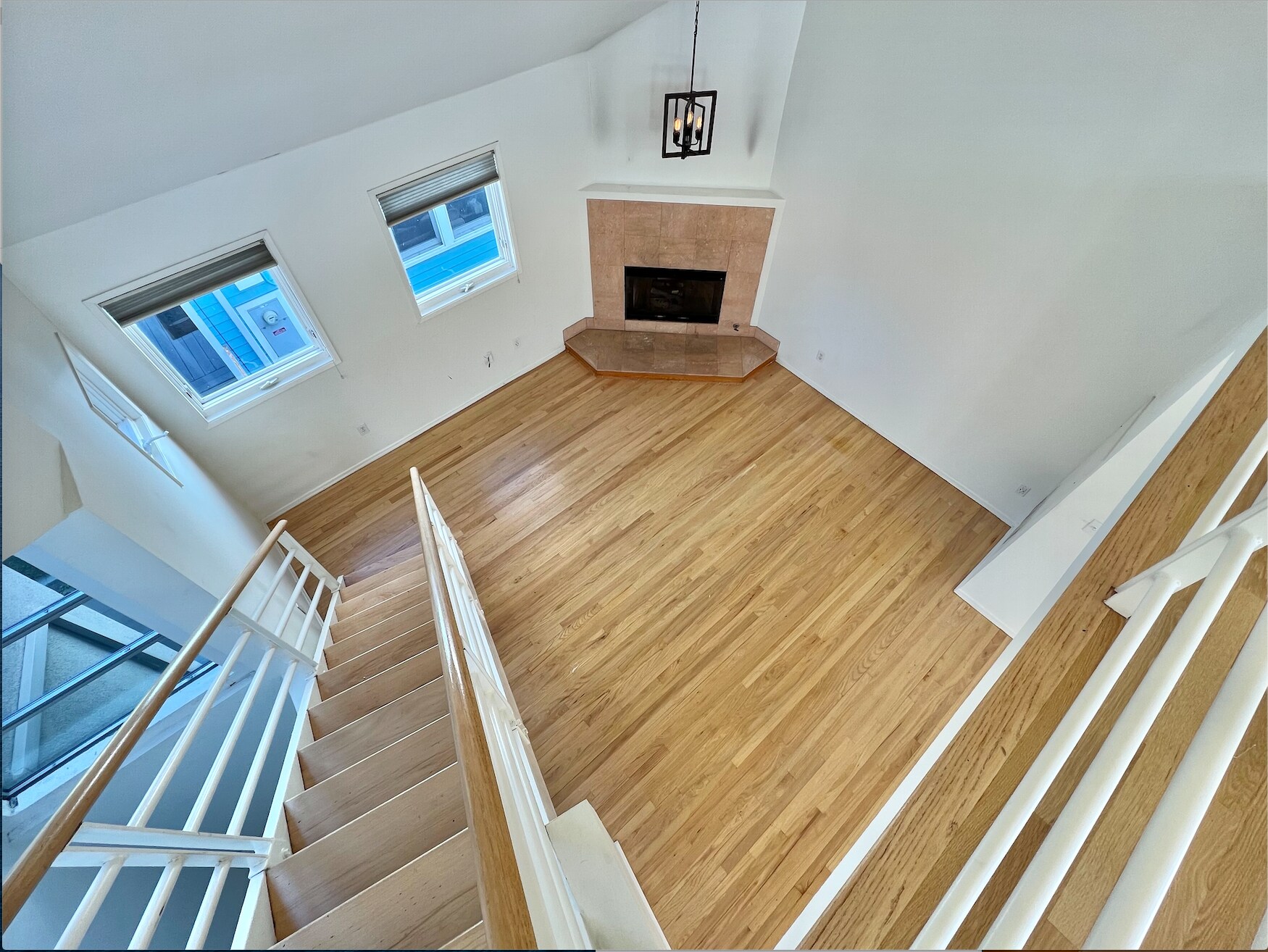 Building Photo - 311 Hill St