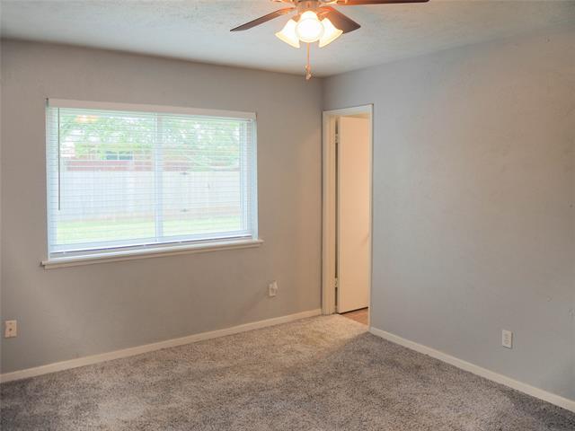 Building Photo - 534 Oldbridge Dr
