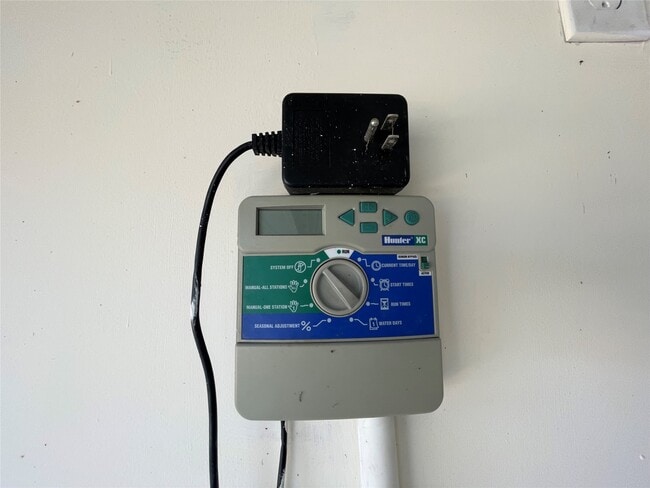 Building Photo - 12010 Ramla Place Trail