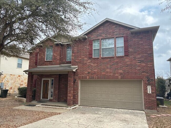 Building Photo - 5BR/4BA w/ Fenced Yard + Covered Parking in Schertz, TX