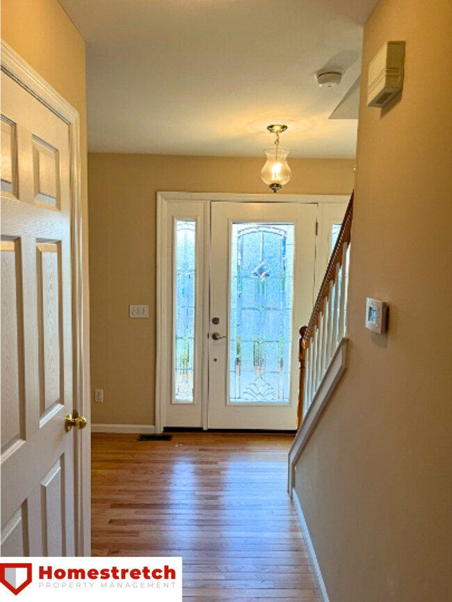 Building Photo - Beautiful 4 Bed 3 Bath Home For Immediate ...