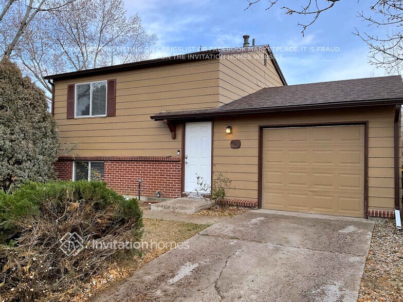 Building Photo - 4880 S Quintero St