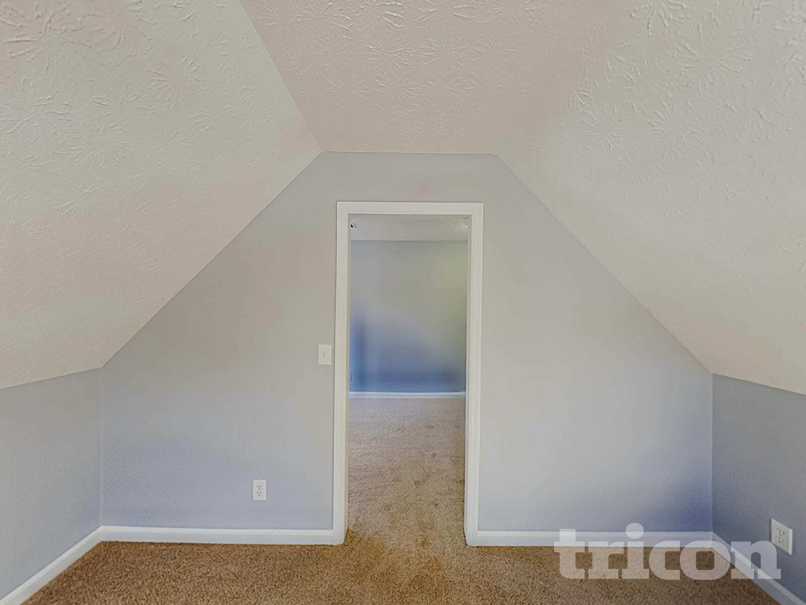 Building Photo - 2611 Peregrine Ct