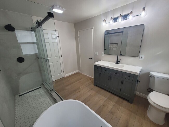 Building Photo - Richmont Rd - 11170-11174