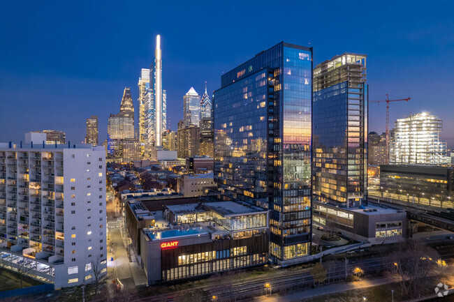 Building Photo - Riverwalk