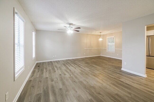 Building Photo - 412 Ivy Crest Dr