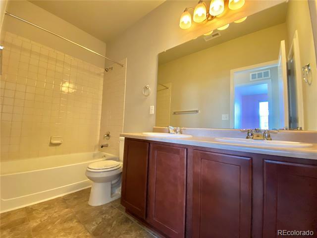 Building Photo - 12622 Zenobia St