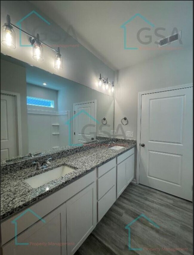 Building Photo - 3 Bedroom 2 Bath Lyman, SC 29365 Available...