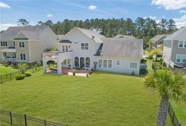 Building Photo - 663 Wyndham Way