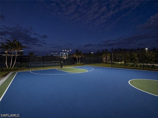 Building Photo - 12770 Woodbury Dr