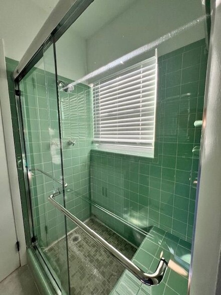 Building Photo - 2801 W Canal St N