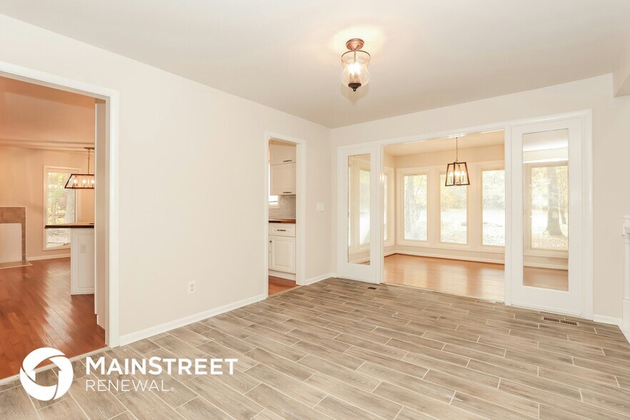 Building Photo - 413 Southwinds Dr
