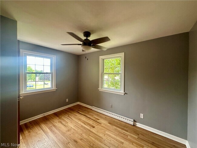 Building Photo - 2992 Eldora Dr